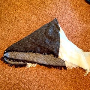 Blanket scarf